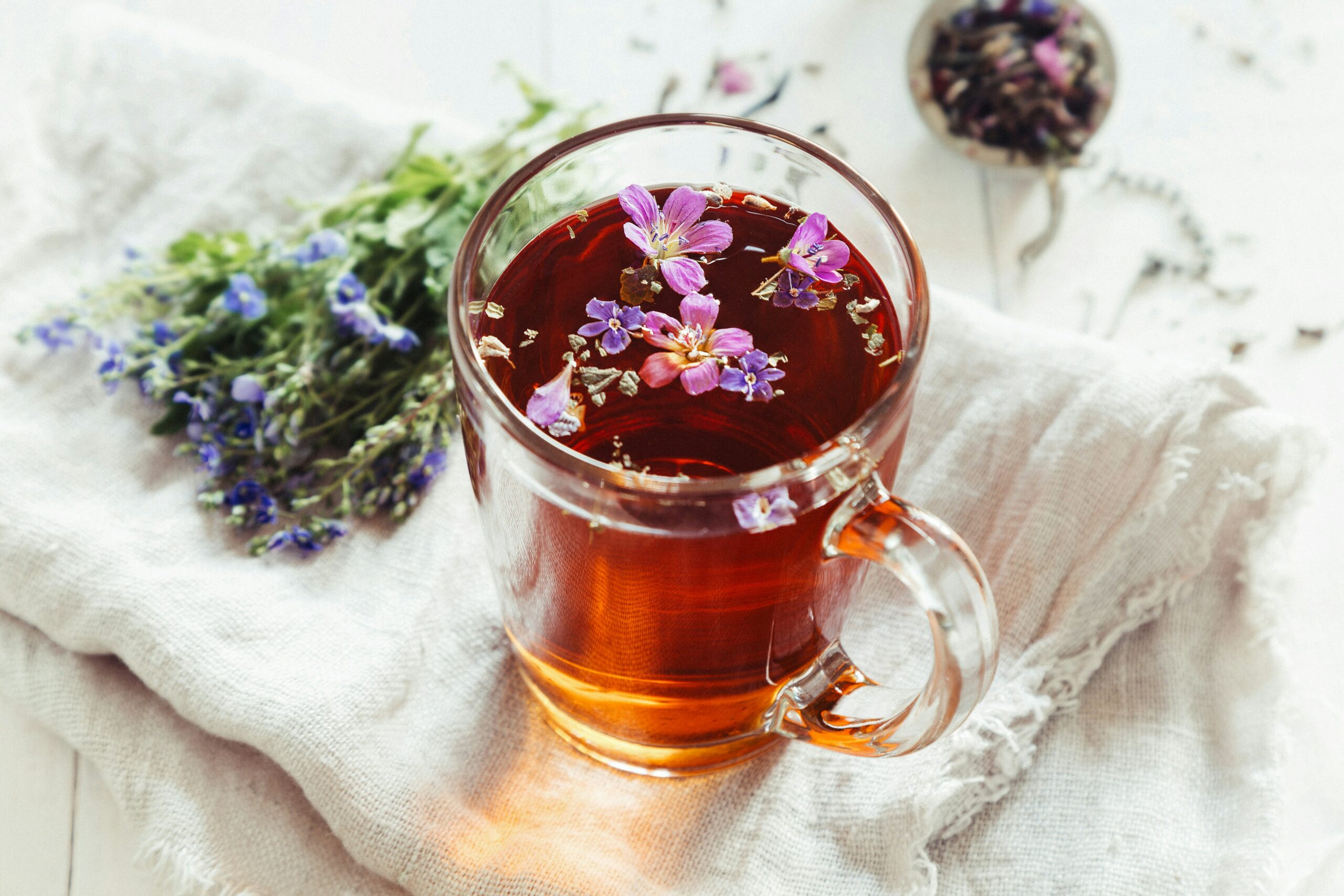 Tisane pour la diarrhée : 6 plantes apaisantes et leurs préparations