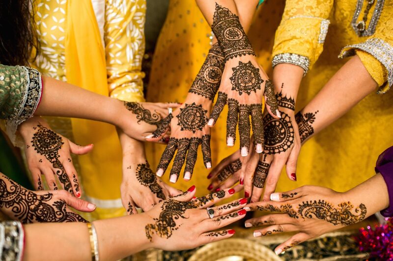 Henné et poux : le traitement naturel est-il vraiment efficace ?
