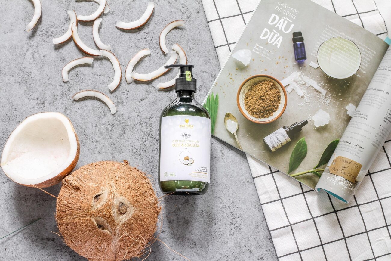 Bain d'huile cheveux avant shampoing