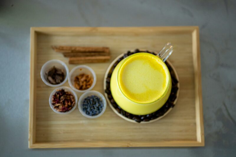 Golden milk au curcuma : recette anti-inflammatoire du soir