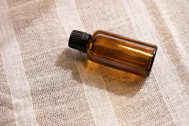 Huile essentielle gastro : lesquelles choisir et comment les utiliser